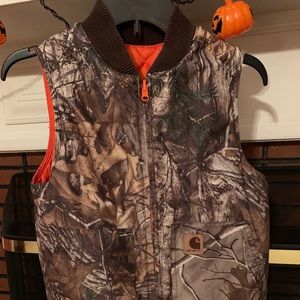 Carhartt reversible camouflage vest